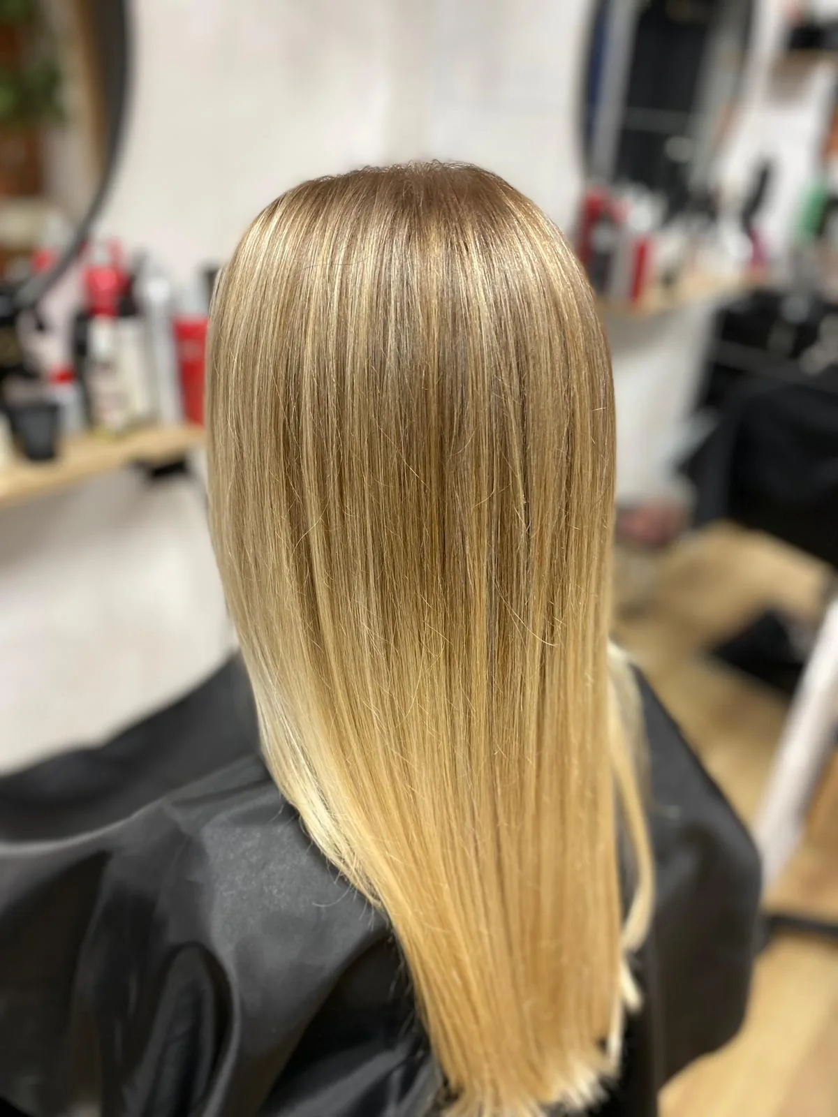 Rozświetlony blond ombre