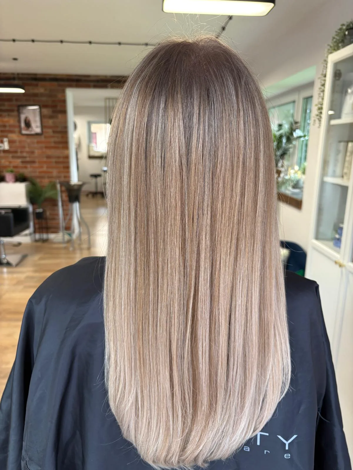 Chłodny blond ombre
